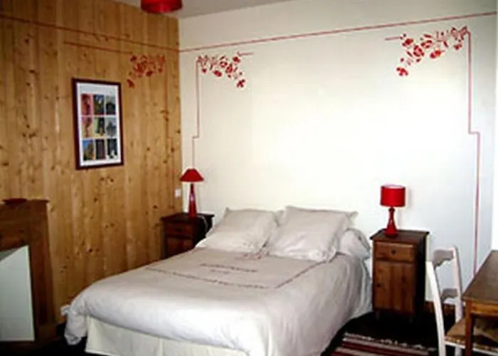 Chambres De La Ville D\'Ys